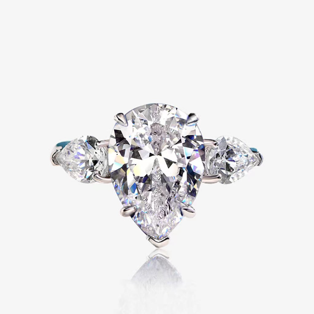 OLIVIA RING